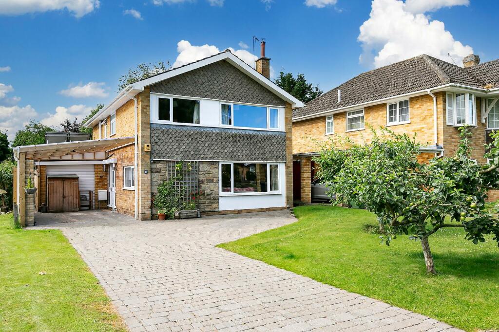 4 bedroom detached house for sale in The Manor Beeches, Dunnington, York, YO19 5PX, YO19