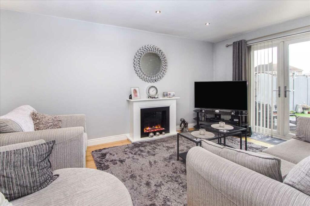 3 bedroom semidetached house for sale in St Crescent