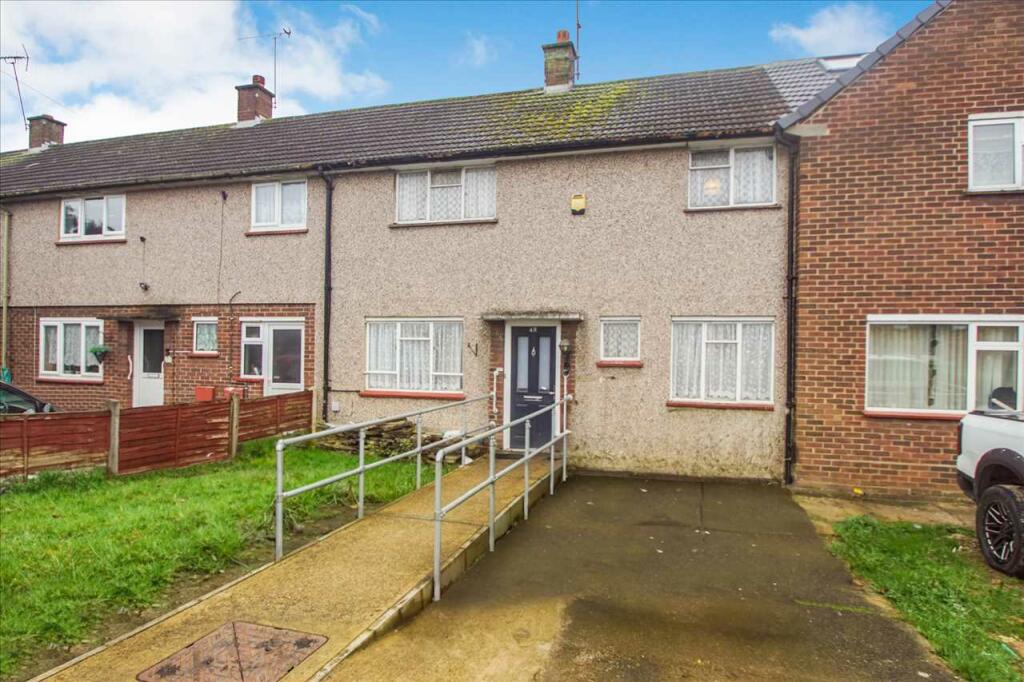 3 bedroom terraced house for sale in Keel Drive, Cippenham, Slough, SL1