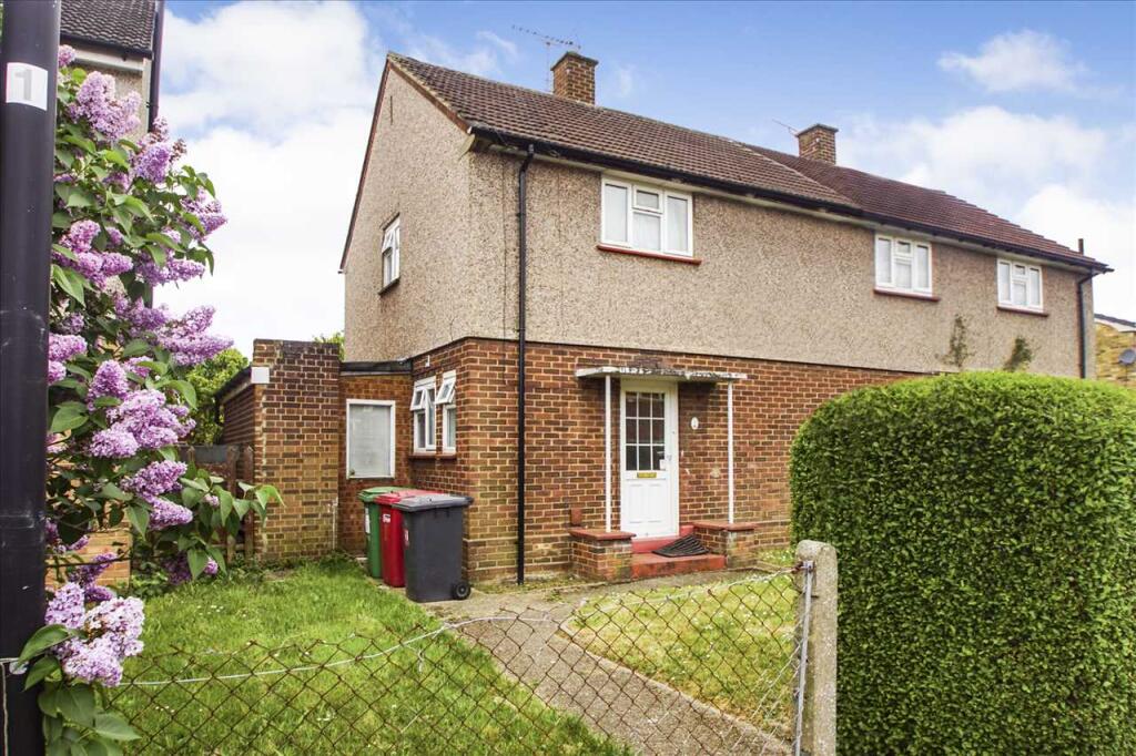 3 bedroom semi-detached house