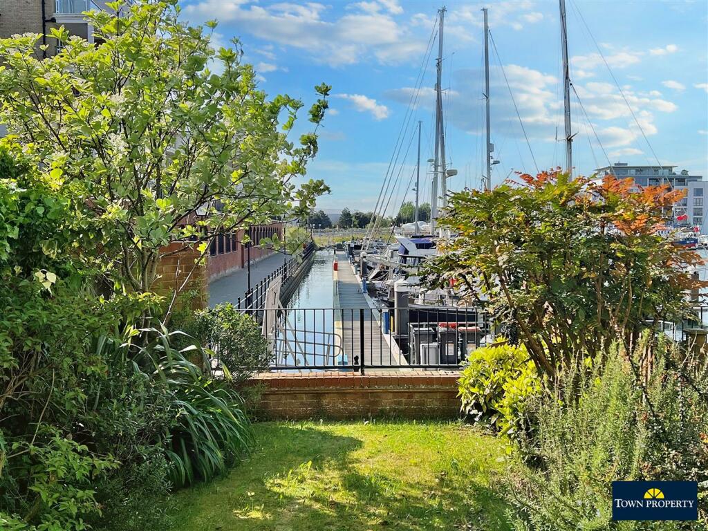 Additional property image - Phoenix Drive, Eastbourne