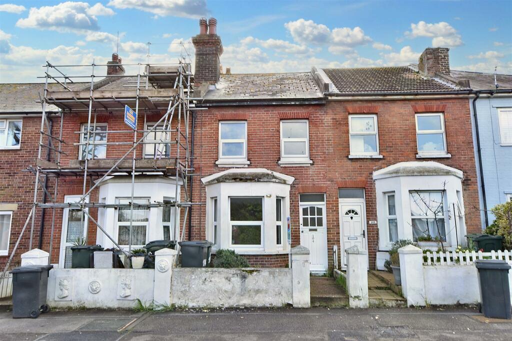 2 bedroom terraced house for sale in Langney Road, Eastbourne, BN22