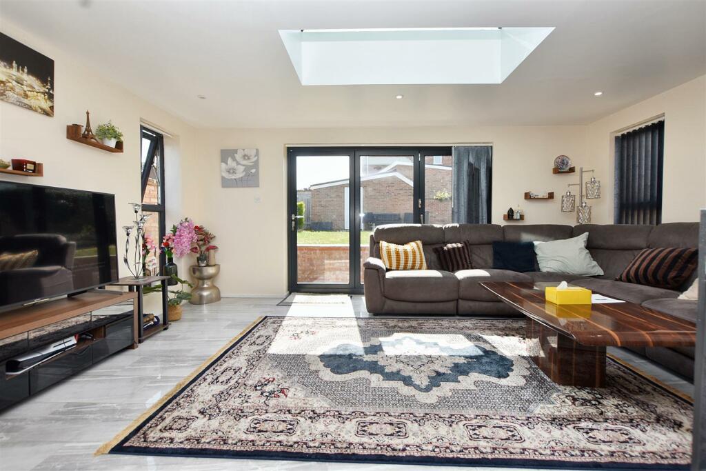 Additional property image - Kings Drive, Eastbourne