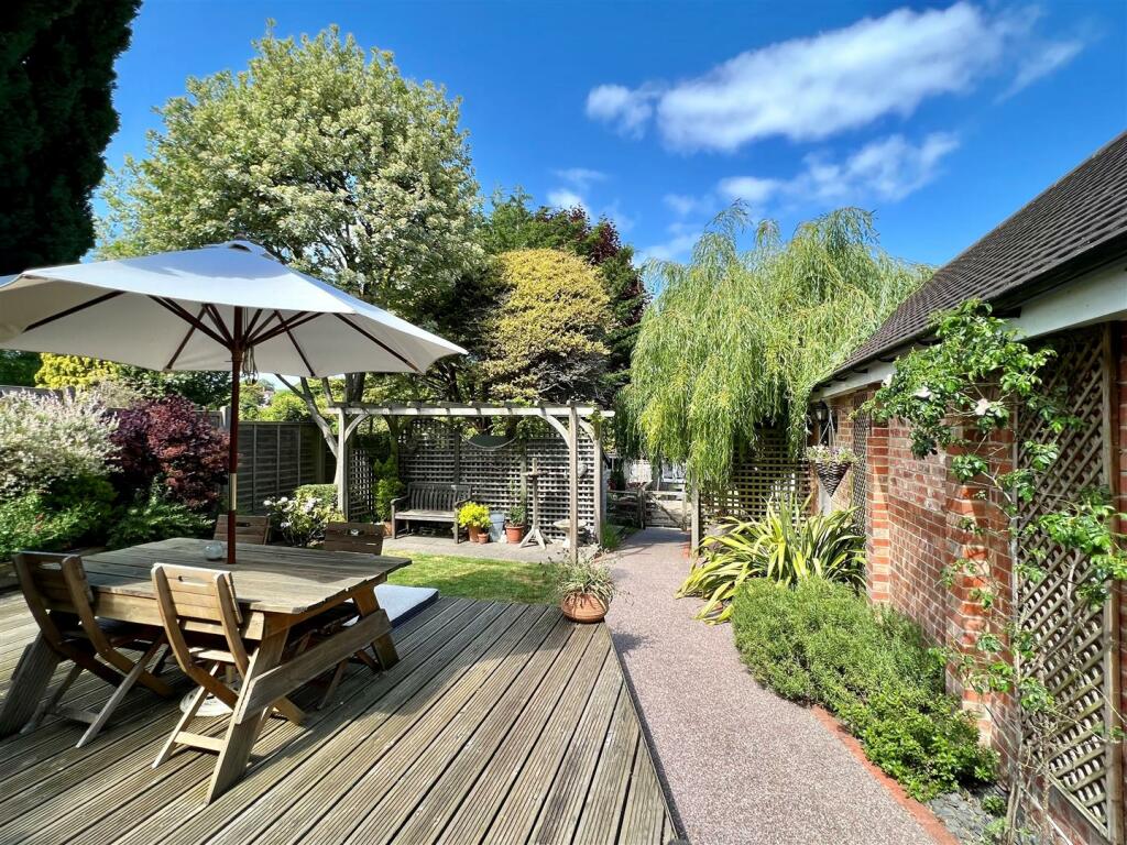 Additional property image - Wish Hill, Eastbourne