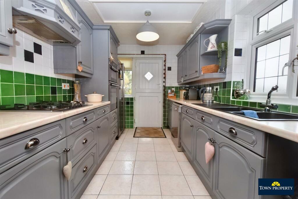 Additional property image - Wish Hill, Eastbourne