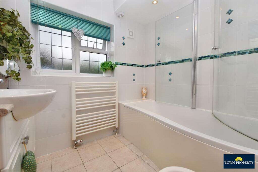 Additional property image - Wish Hill, Eastbourne