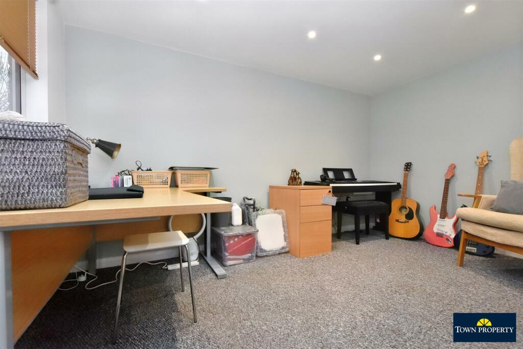 Additional property image - Wish Hill, Eastbourne