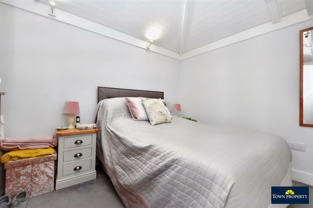 Additional property image - Wish Hill, Eastbourne