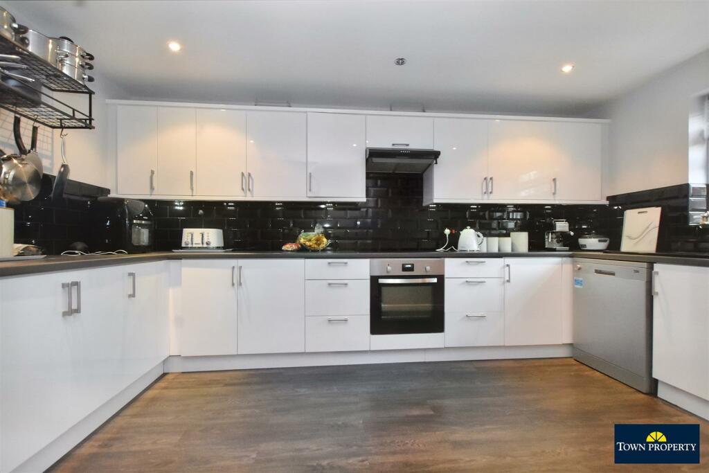 Additional property image - Madeira Way, Eastbourne