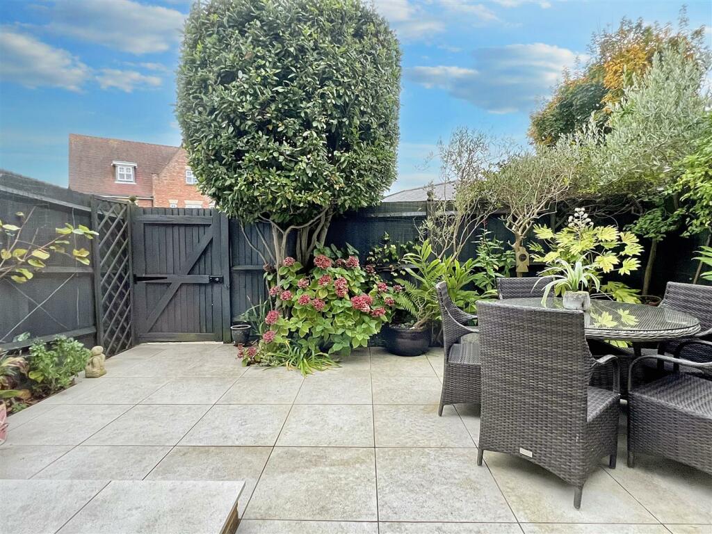 Additional property image - Johnston Place, Eastbourne