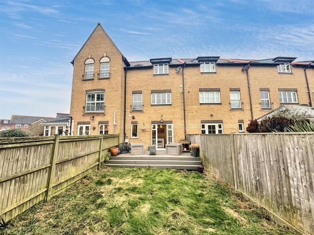 Additional property image - Admiralty Crescent, Eastbourne