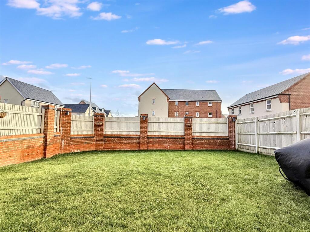 Additional property image - Coniston Avenue, Eastbourne