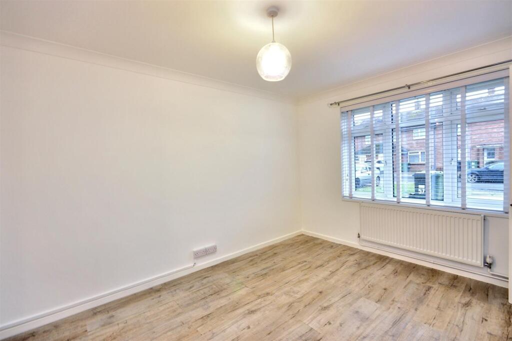 Additional property image - Great Cliffe Road, Eastbourne