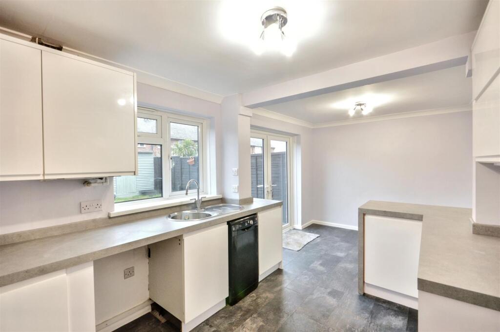 Additional property image - Great Cliffe Road, Eastbourne
