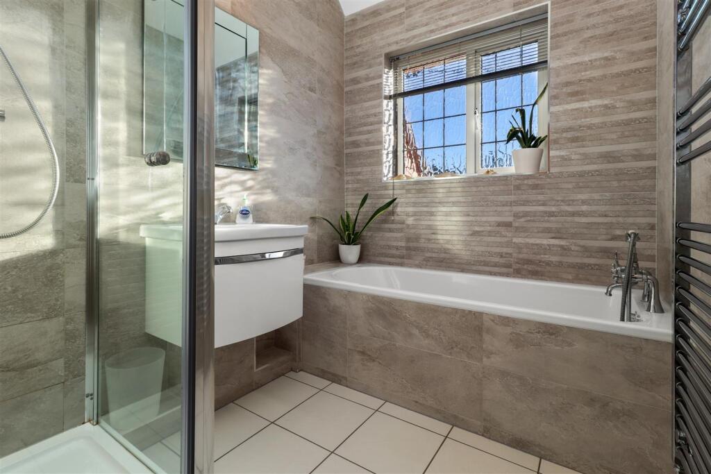 Additional property image - Kings Drive, Eastbourne