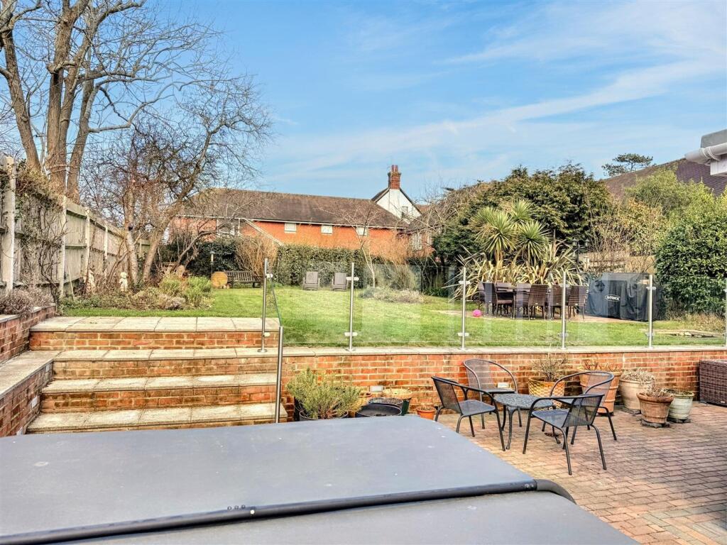 Additional property image - Decoy Drive, Eastbourne