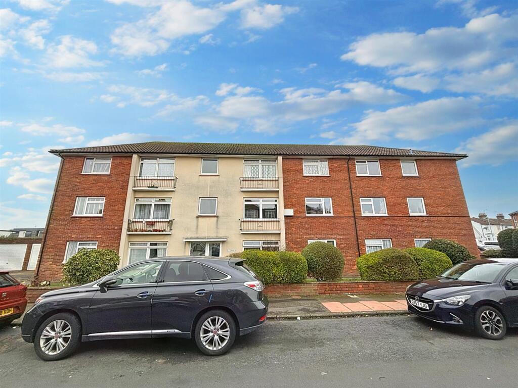 Main image of property: Roselands Avenue, Eastbourne