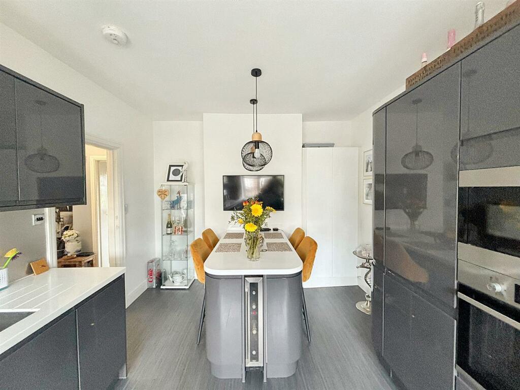 Additional property image - Kings Drive, Eastbourne