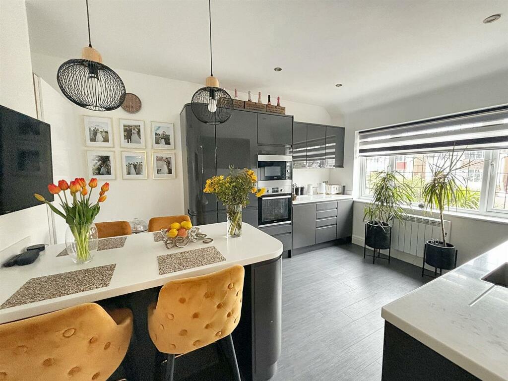Additional property image - Kings Drive, Eastbourne