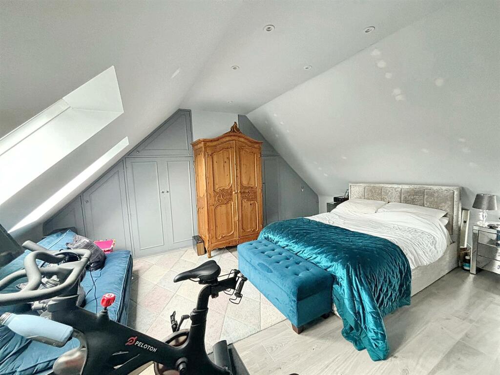 Additional property image - Kings Drive, Eastbourne