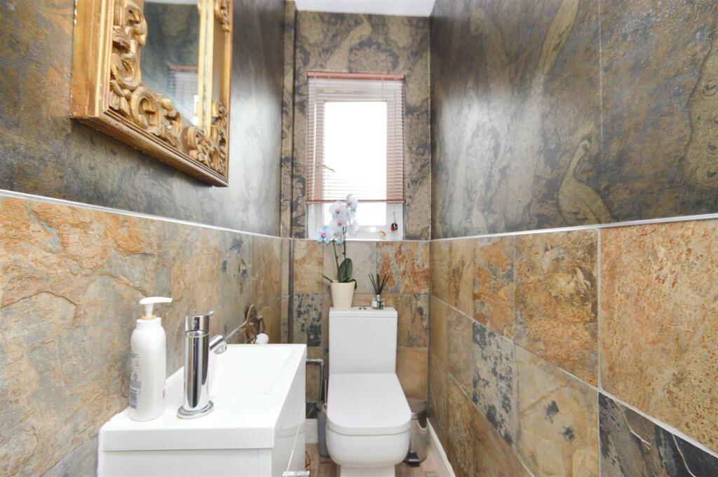 Additional property image - Kings Drive, Eastbourne
