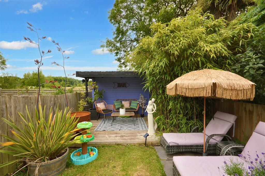 Additional property image - Kings Drive, Eastbourne
