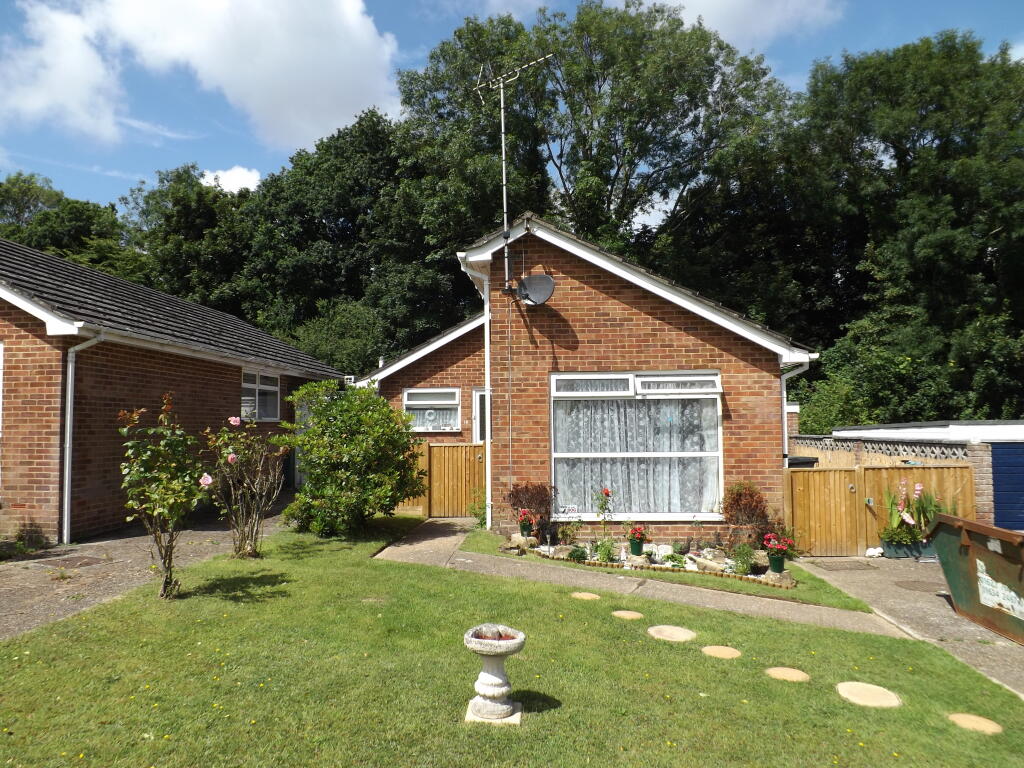 Main image of property: Norman Close, Battle