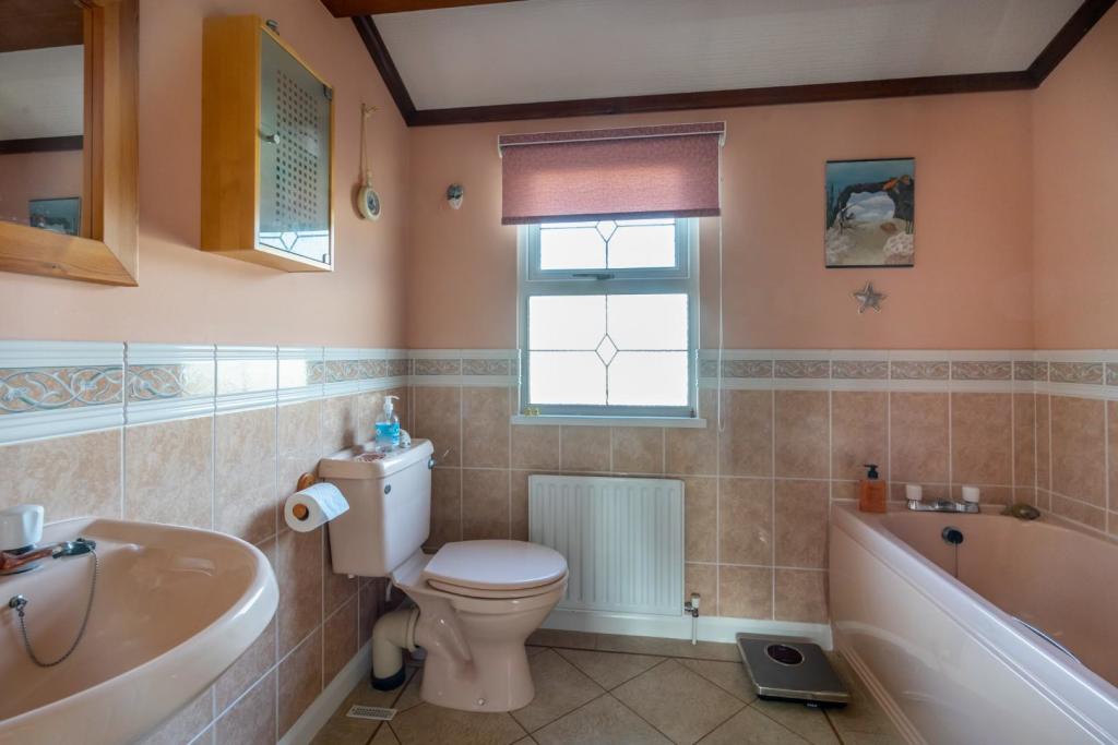 3 bedroom detached bungalow for sale in The Willows, Acaster Malbis