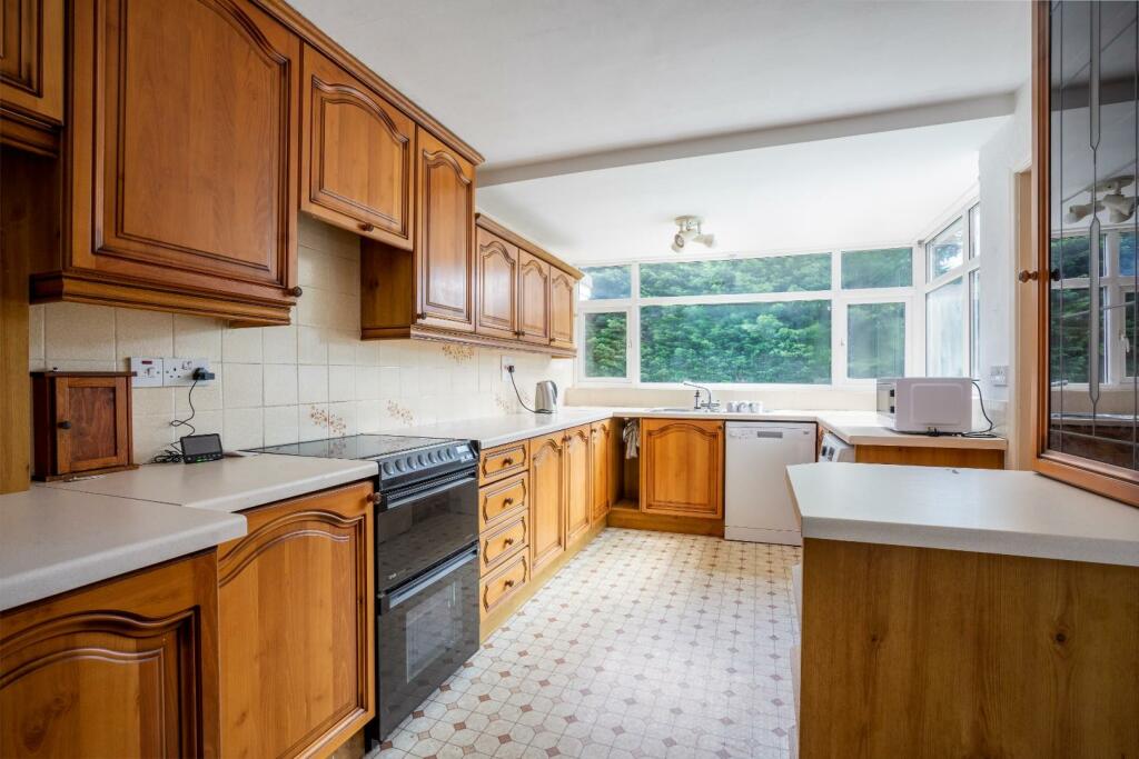 4 bedroom detached house for sale in Main Street, Askham Bryan, York, YO23