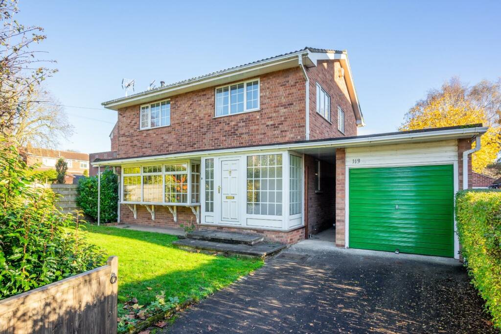 4 bedroom detached house for sale in Askham Lane, York, YO24