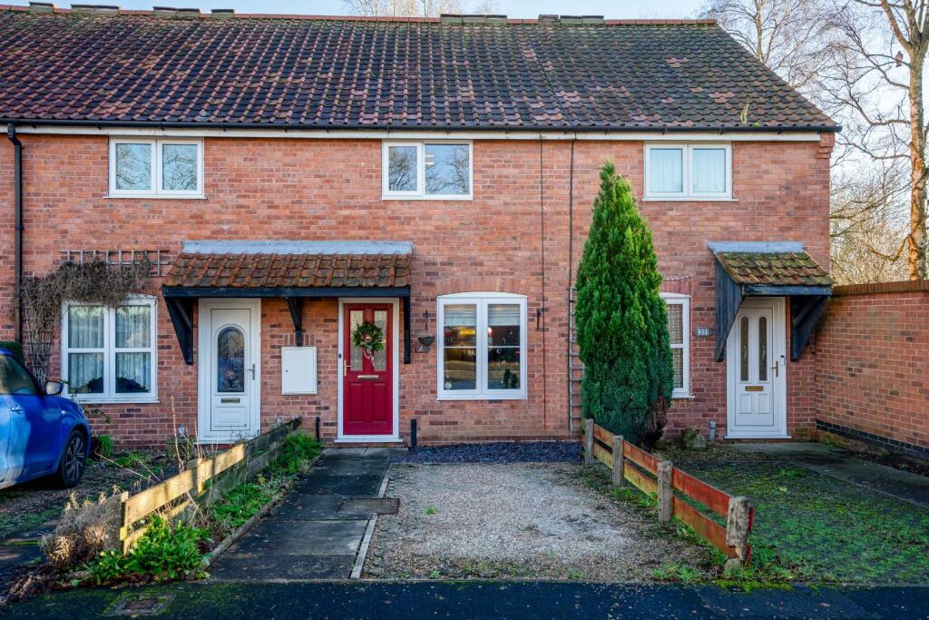 2 bedroom terraced house for sale in Woodland Place, New Earswick, York