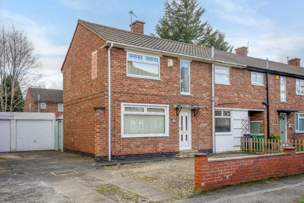 3 bedroom town house for sale in Thoresby Road, York, YO24