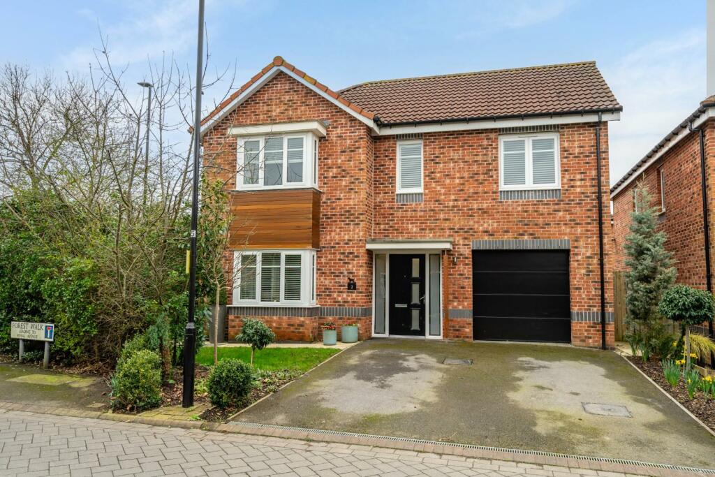 4 bedroom detached house for sale in Forest Walk, York, YO31