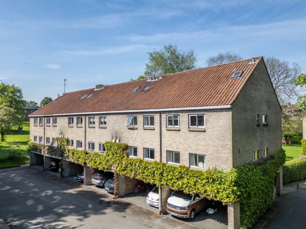 1 bedroom apartment for sale in Nunthorpe Avenue, York, YO23