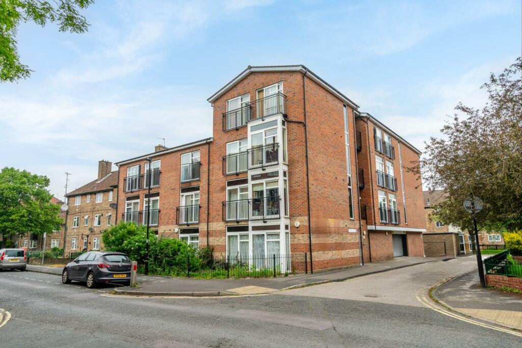 1 bedroom apartment for sale in Del Pyke, Foss Islands Road, York, YO31