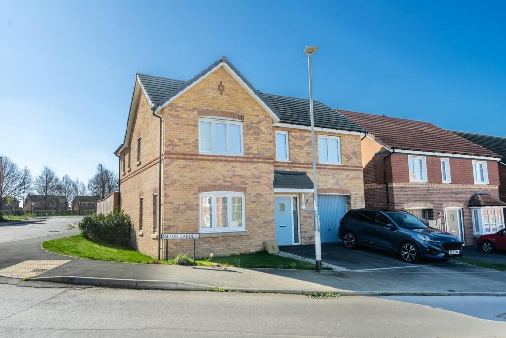 4 bedroom detached house