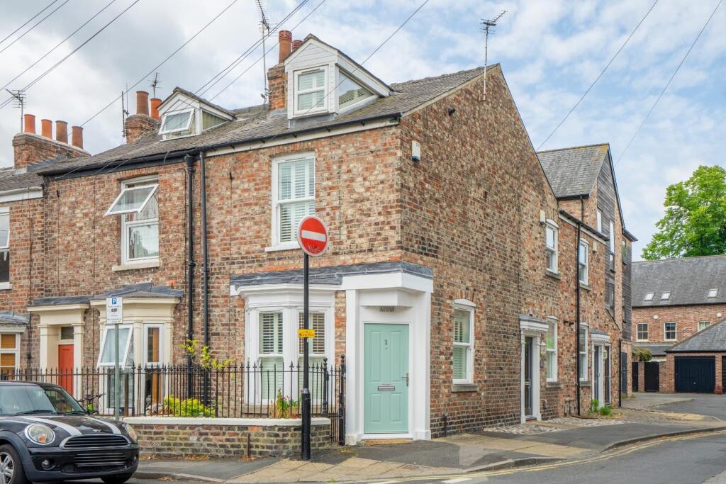 Main image of property: Park Crescent, York