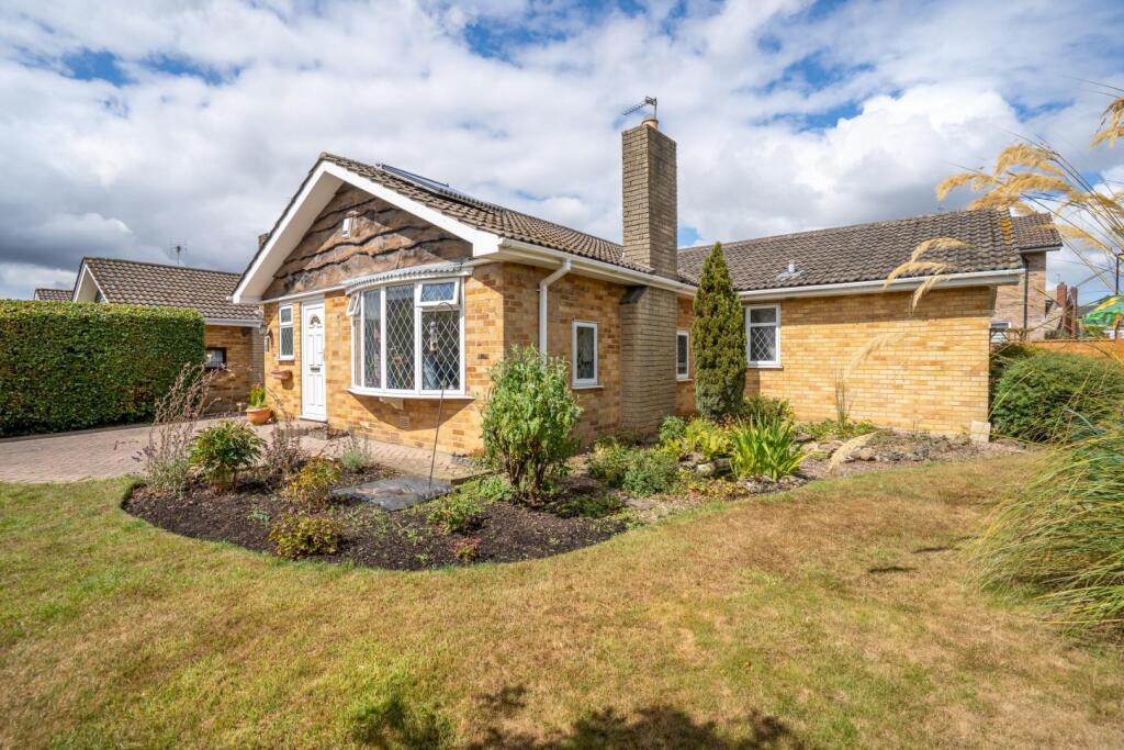 Main image of property: Curlew Glebe, Dunnington, York