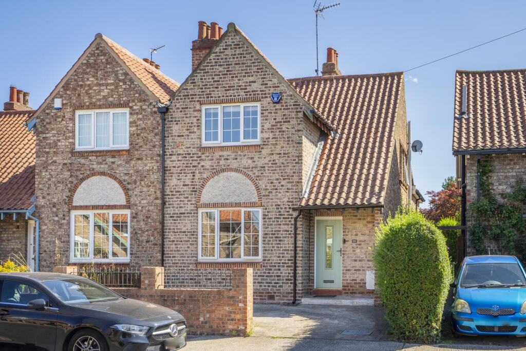Main image of property: Moorgate, York