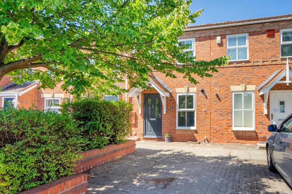 Main image of property: St. Pauls Mews, York