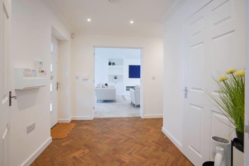 4 bedroom detached house for sale in Pightle Close, Bradwell, Great