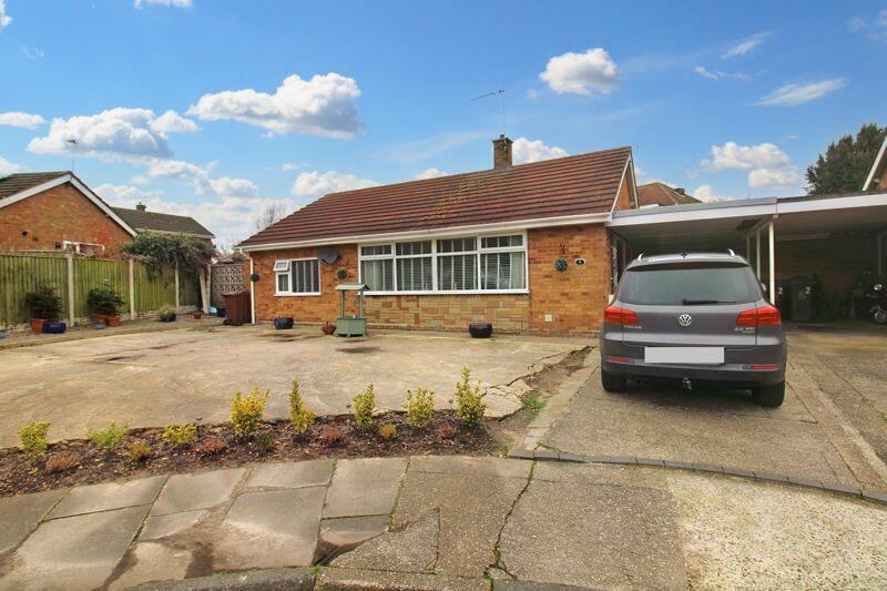 2 bedroom detached bungalow for sale in Cotoneaster Court, Gorleston