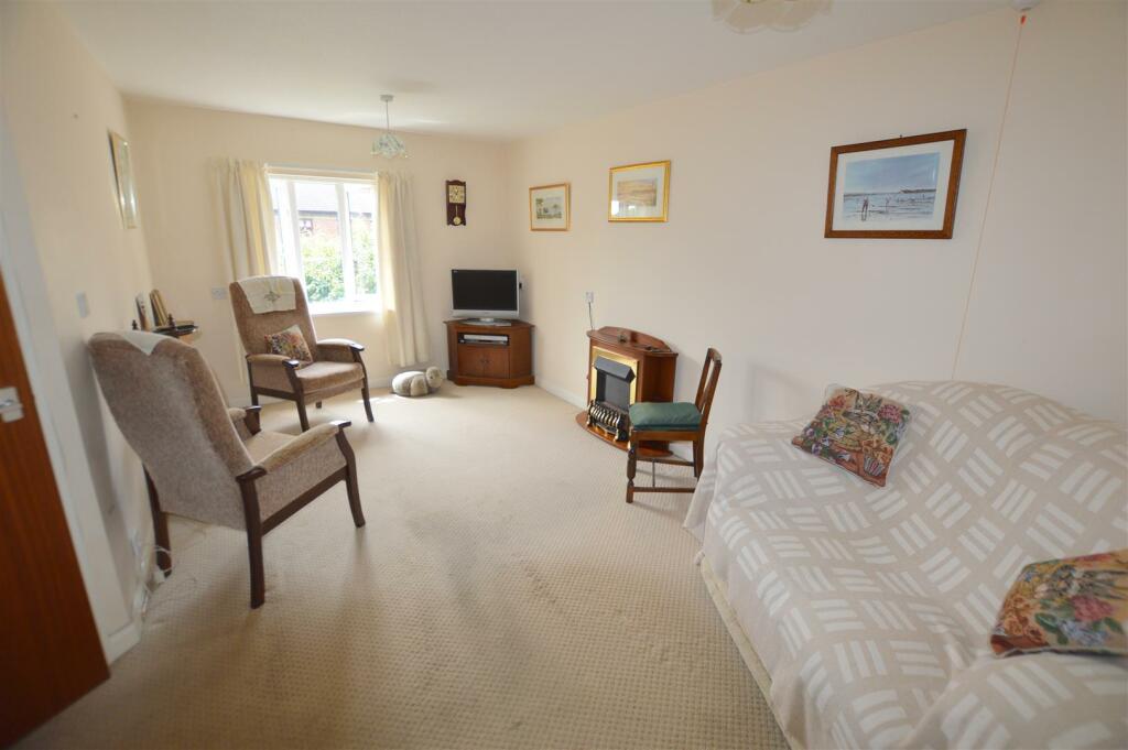 2 bedroom retirement property for sale in Wharf Court, Melksham, SN12