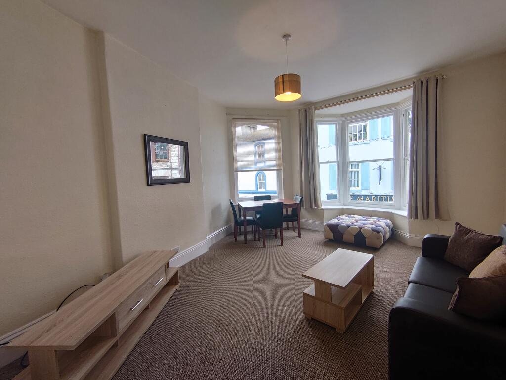 1 bedroom flat for rent in Southside Street, Barbican *Water Rates Included*, PL1