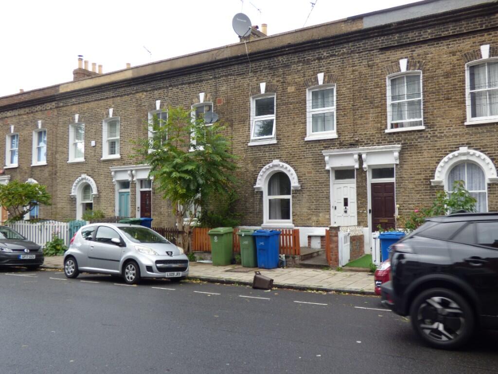 Main image of property: Lynton Road, London, SE1