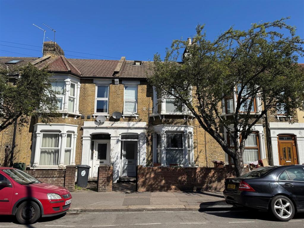 Main image of property: Warren Road, London