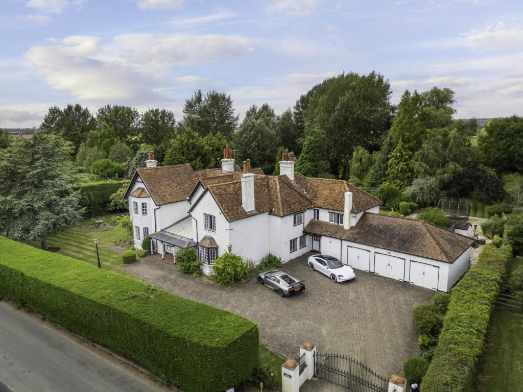 Main image of property: Tring