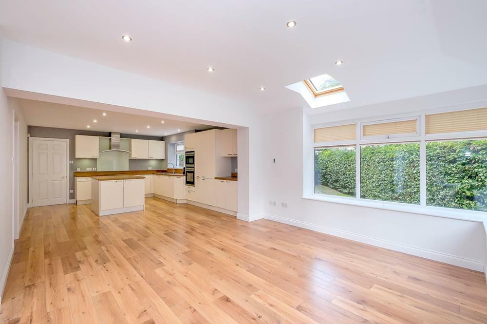 Additional property image - Pittengullies Brae, Peterculter, AB14
