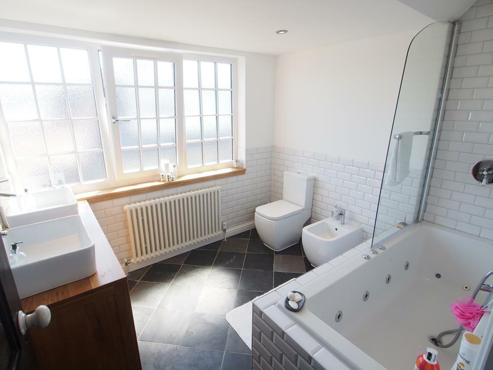 Additional property image - Anderson Drive, Aberdeen, AB15