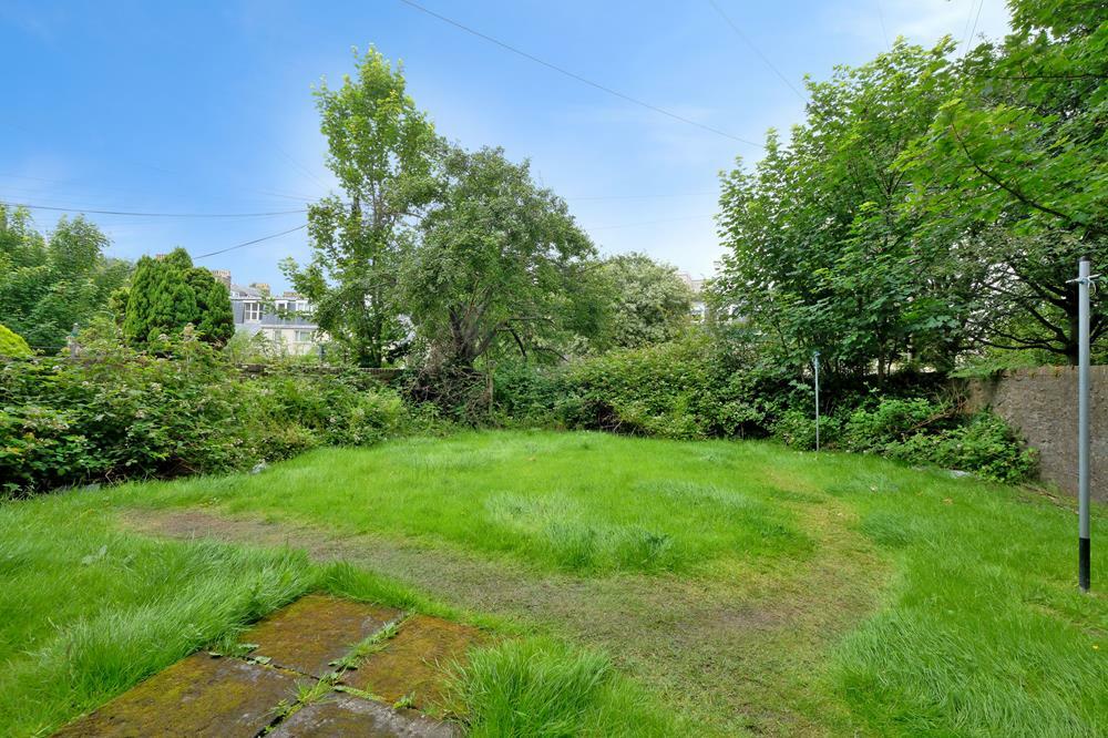 Additional property image - Summerfield Terrace, Top Floor Right, AB24